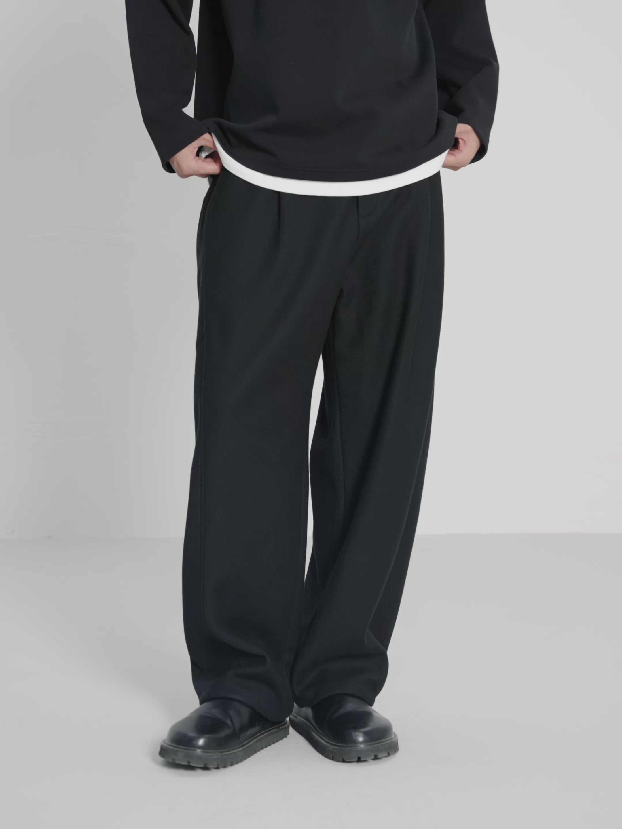 Men's Textured Wide-Leg Sweatpants