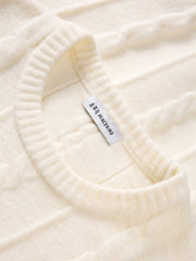 Men's Classic Loose-Fit Cable-Knit Sweater