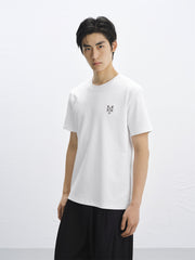 Men's Slim T-Shirt with Contrast Embroidery