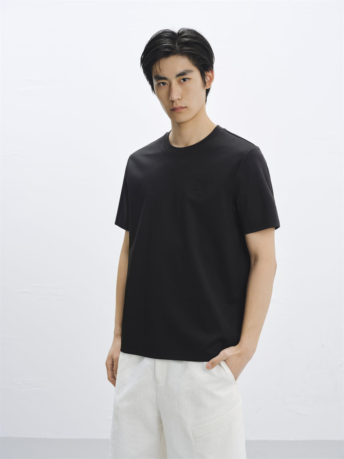 Men's Solid Embossed Knit T-Shirt