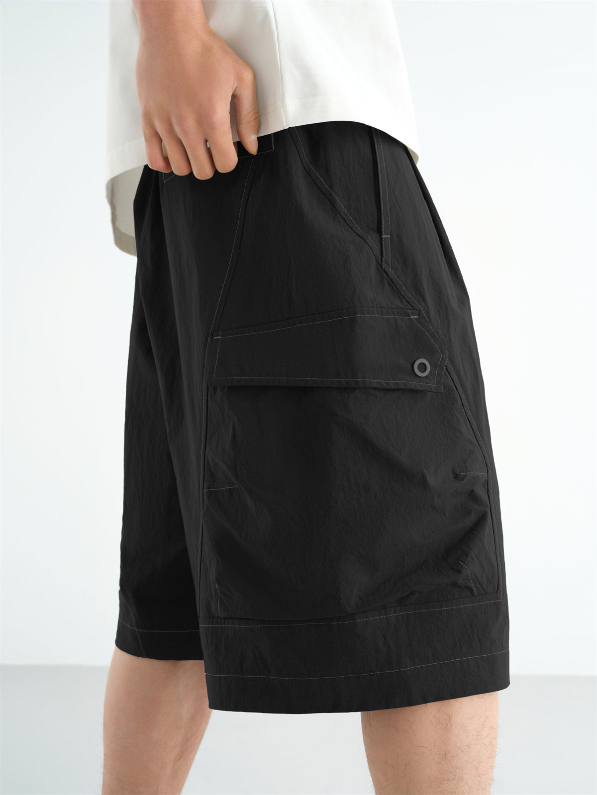 Men's Utility Cargo Shorts with 3D Pockets