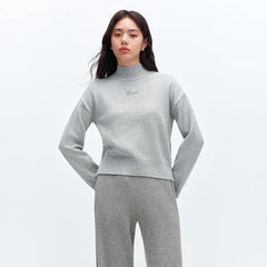 Women's Mock Neck Embroideried Pullover