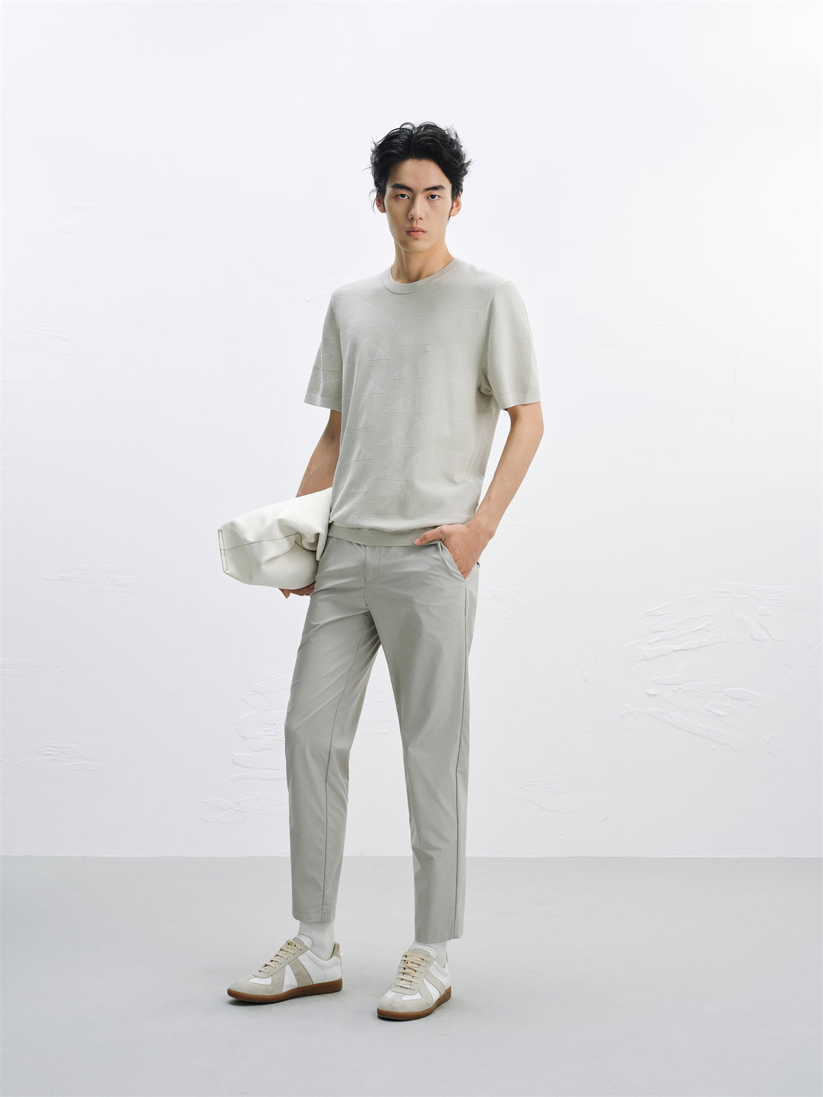Men's Short-Sleeve Knit T-Shirt with Geometric Jacquard