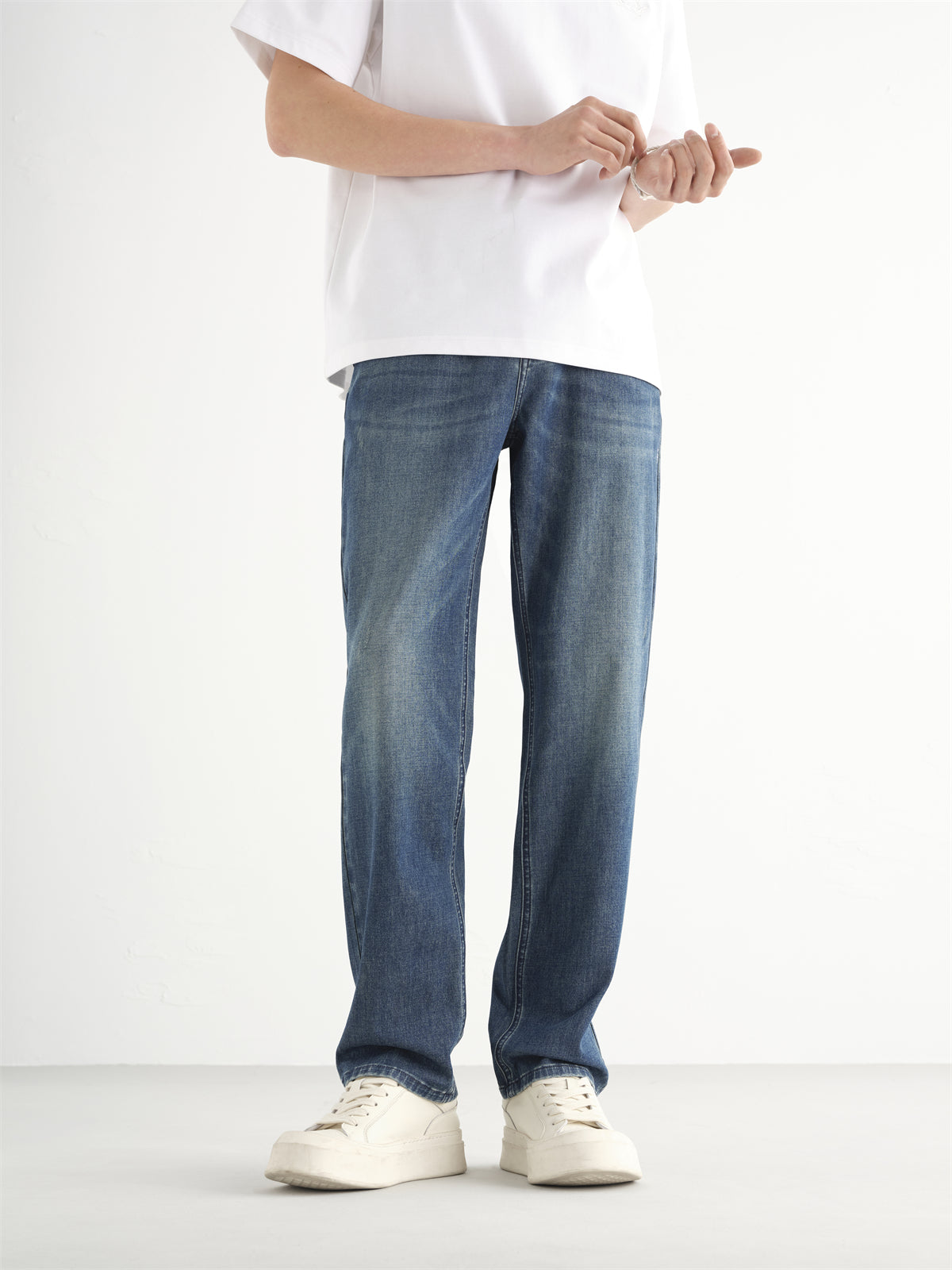 Men's Blue Washed Cooling Jeans