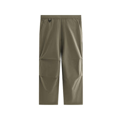 Men's Pleated Wide-Leg Cargo Pants