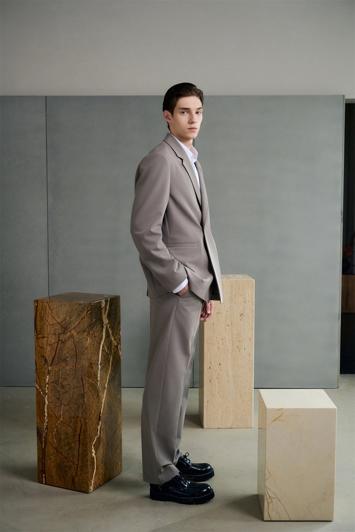 Men's Double-Breasted Jacquard Business Suit