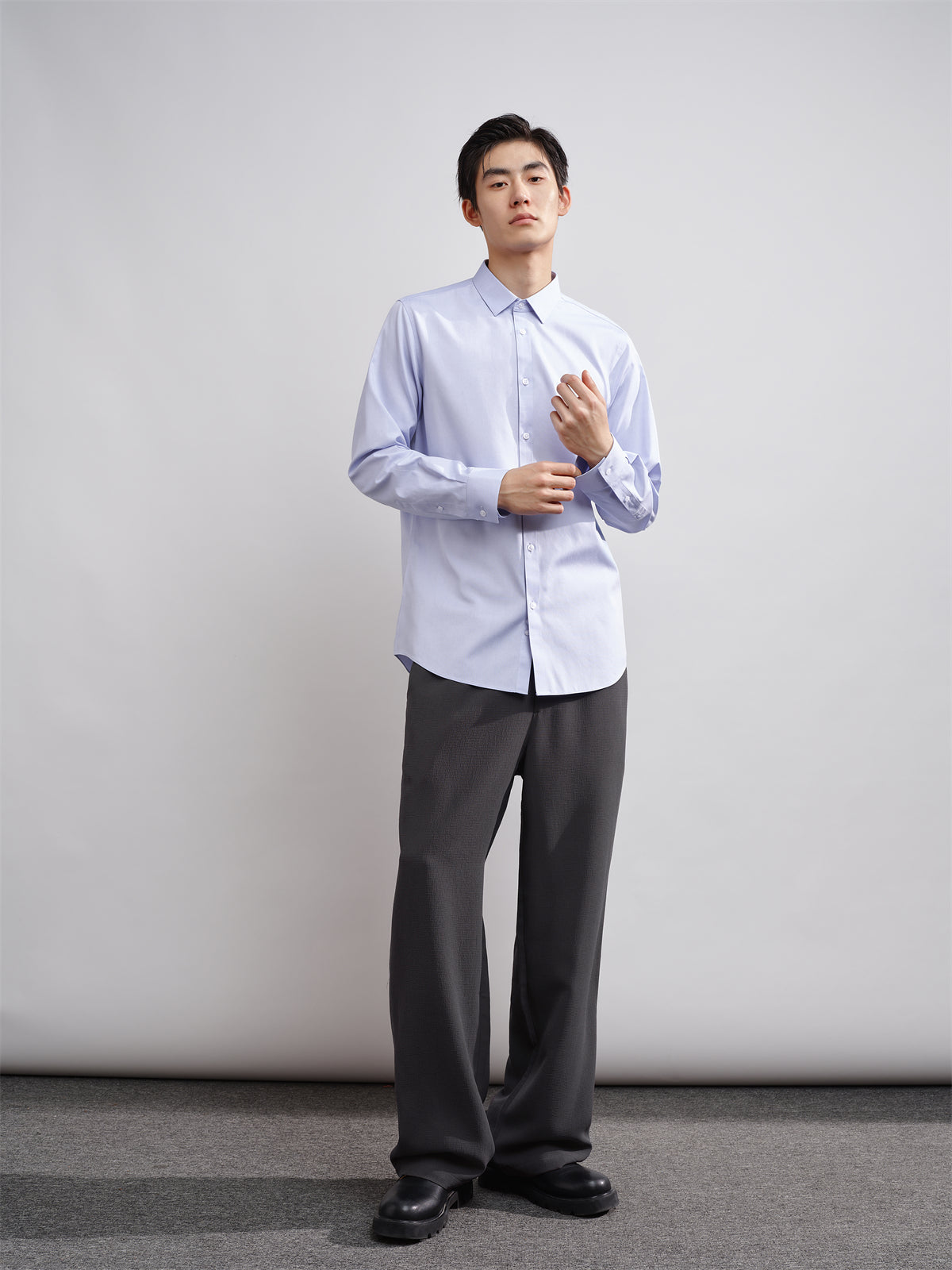 Men's Blue Wrinkle-Free Long-Sleeve Shirt