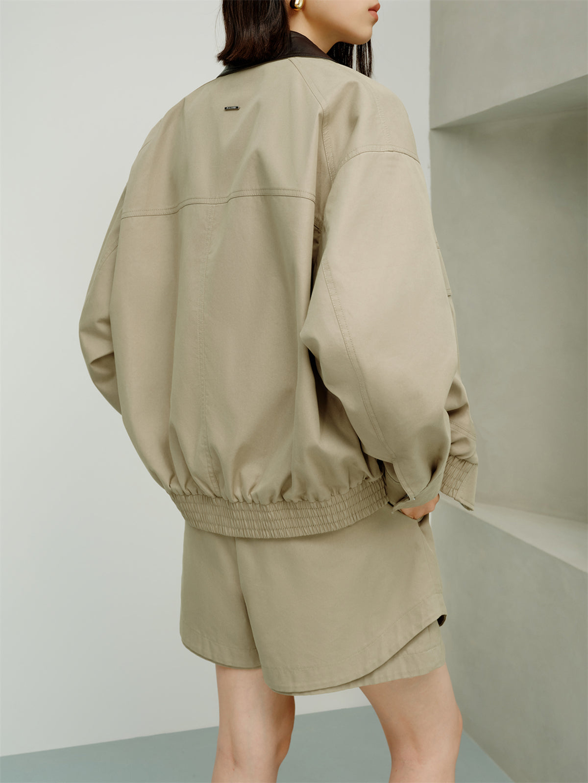 Women's Barn-Style Contrast PU Collar Jacket