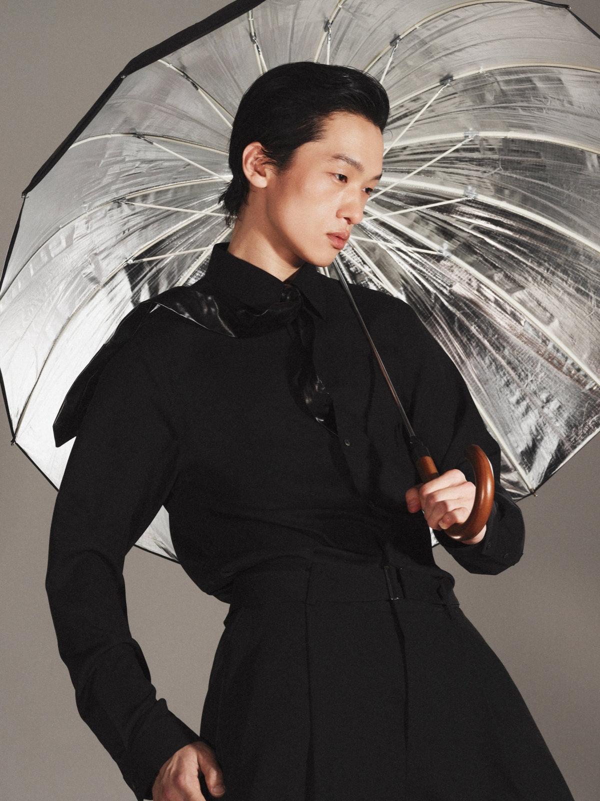 Men's Solid Shirt with Metallic Detail