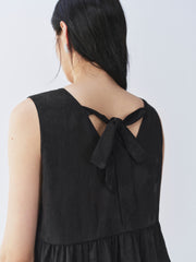 Women's V-Neck Tonal Jacquard Top