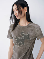 Women's velvet graffiti print regular shoulder T-shirt