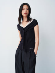 Women's V-neck Tie-front Short Sleeve Knit Top