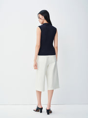 Women's commuter-style sleeveless  polo shirt