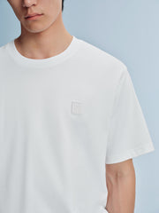 Men's Minimal Solid T-Shirt with Patch Detail