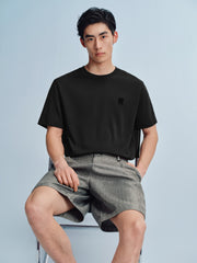Men's Minimal Solid T-Shirt with Patch Detail