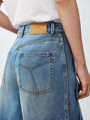 Women's Loose-Fit Capri Jeans