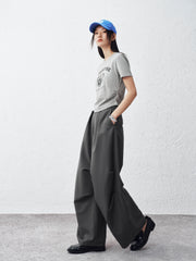 Women's Pleated Oversized Cargo Pants