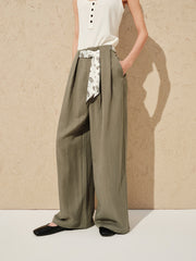 Women's wide-leg casual pants with a scarf