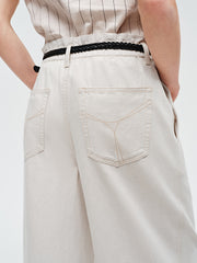Women's loose-fitting wide-leg white jeans