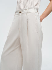 Women's loose-fitting wide-leg white jeans