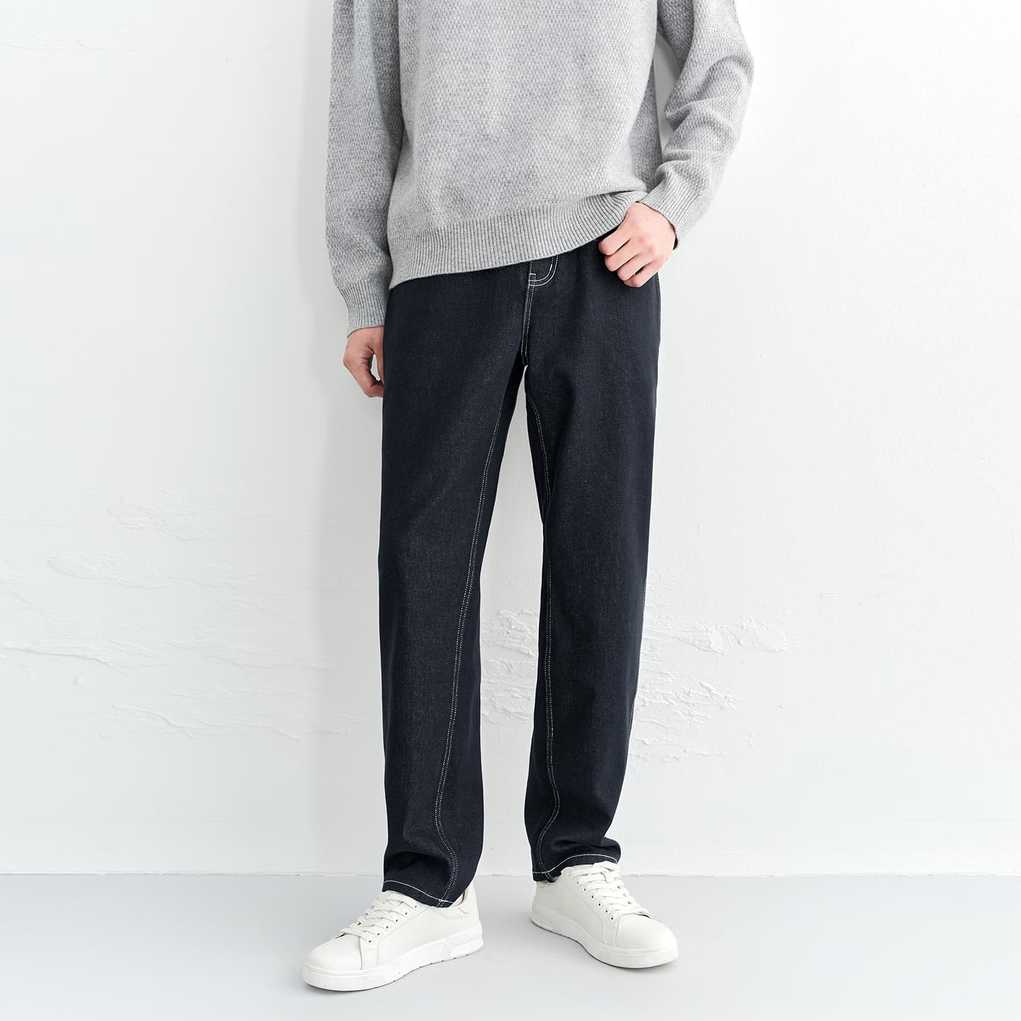 Men's Warm Contrast-Stitch Straight Jeans