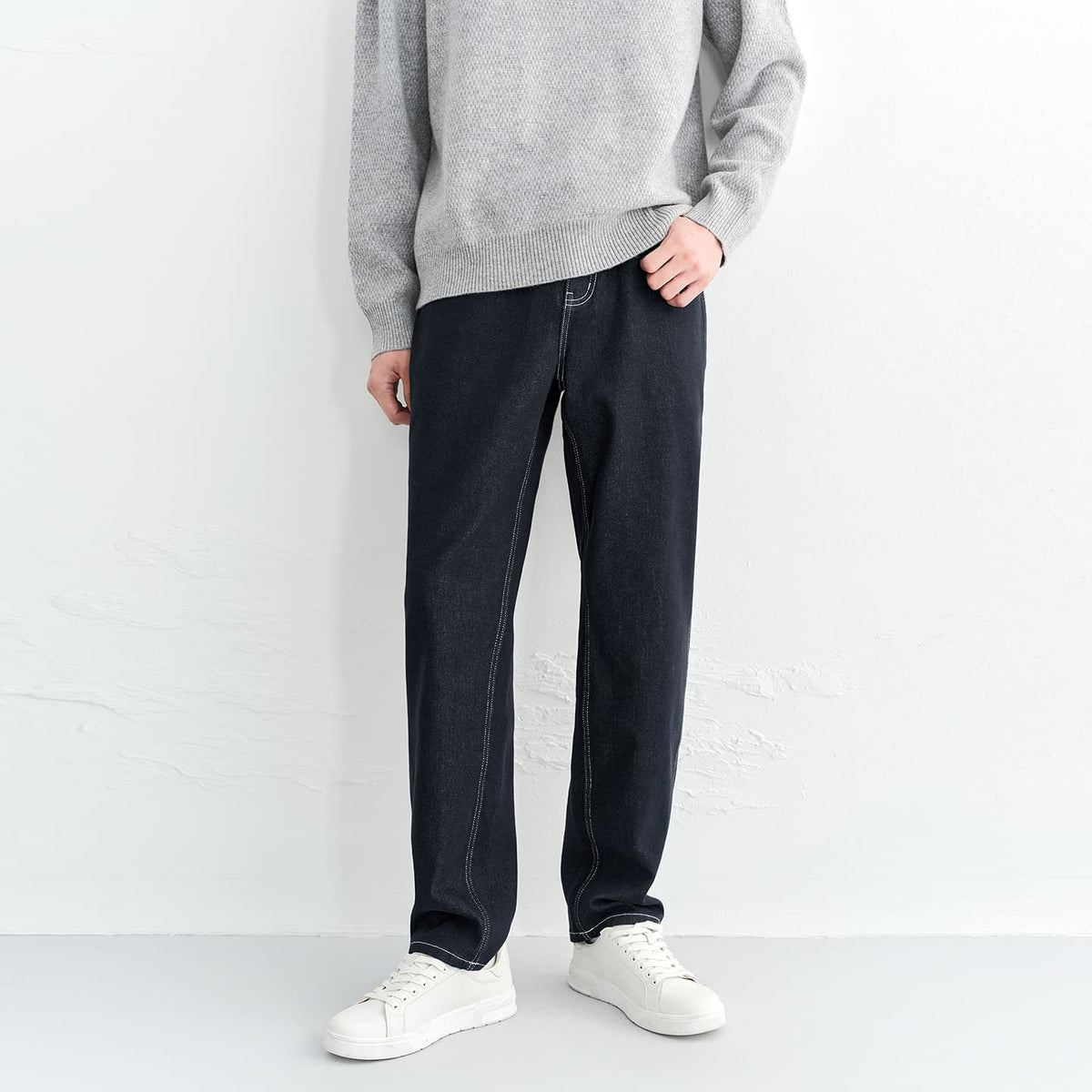 Men's Warm Contrast-Stitch Straight Jeans