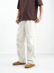 Men's Pleated Straight-Leg Cargo Pants
