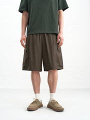 Men's Cargo Style Mid-Length Shorts