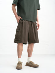 Men's Cargo Style Mid-Length Shorts
