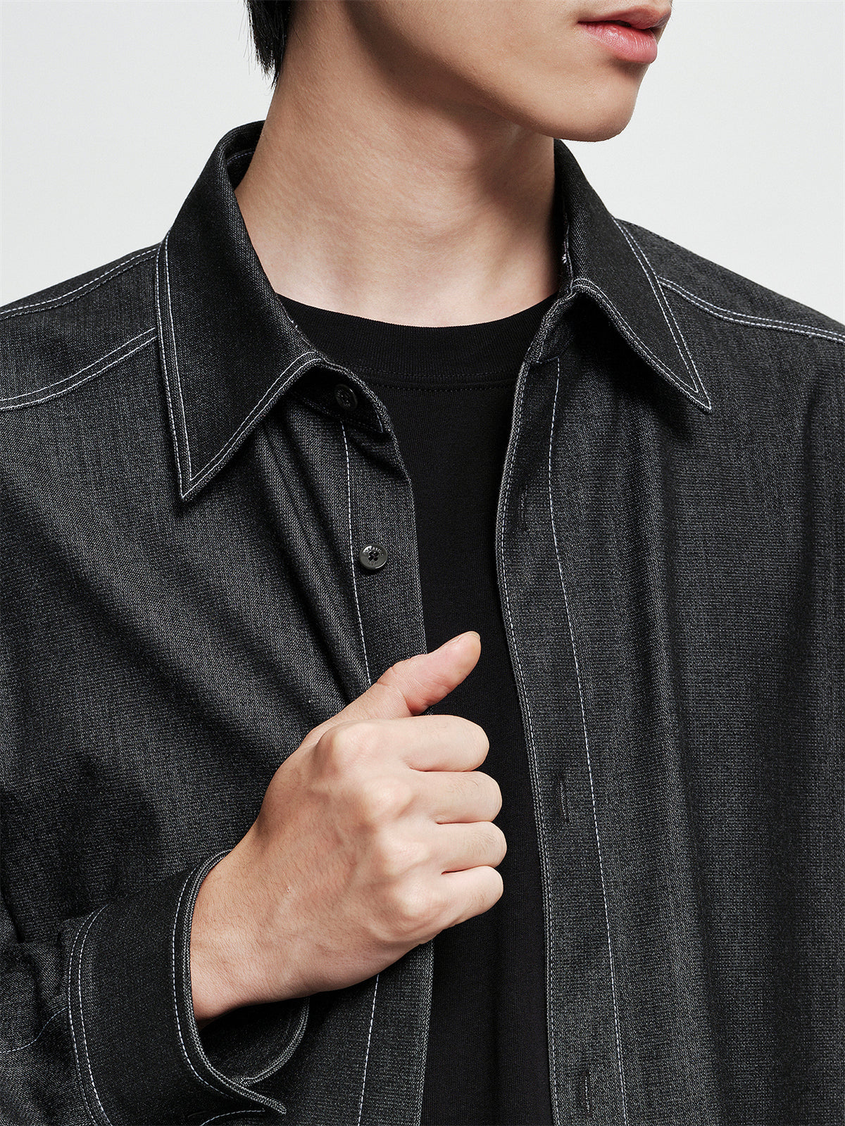 Men's Relaxed Contrast-Stitch Shirt