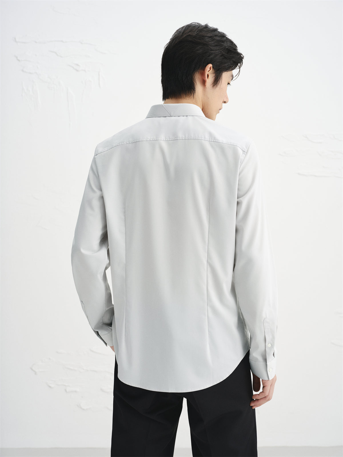 Men's Gray Embroidered Long-Sleeve Shirt