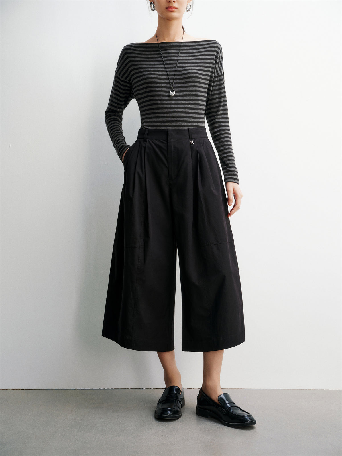 Women's Oversized High-Waist Cropped Straight-Leg Pants