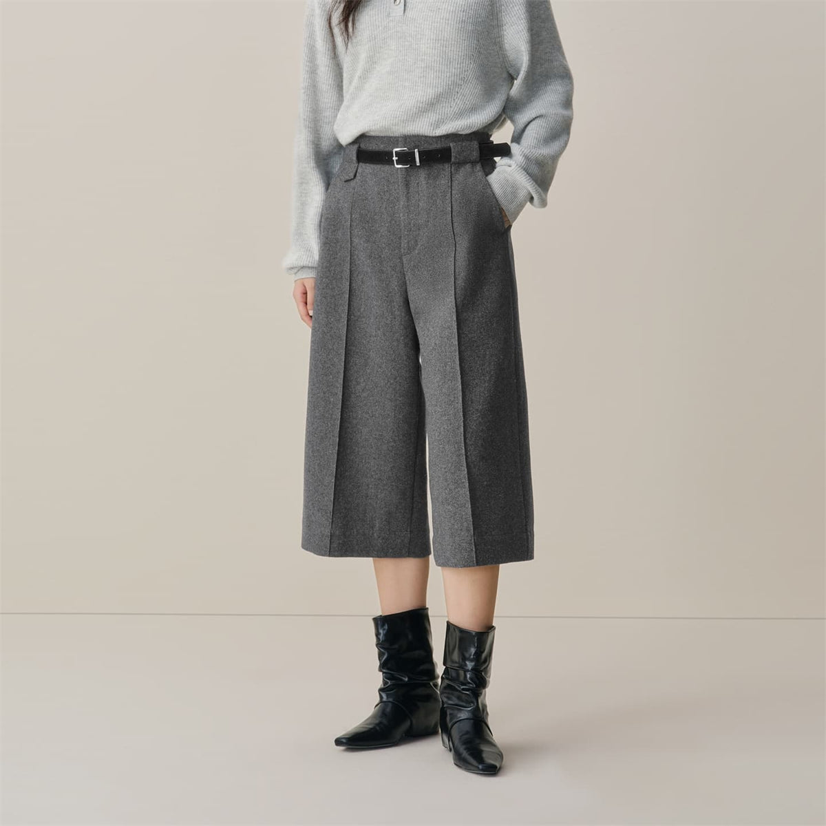 Women's Straight-Leg Wool Cropped Pants