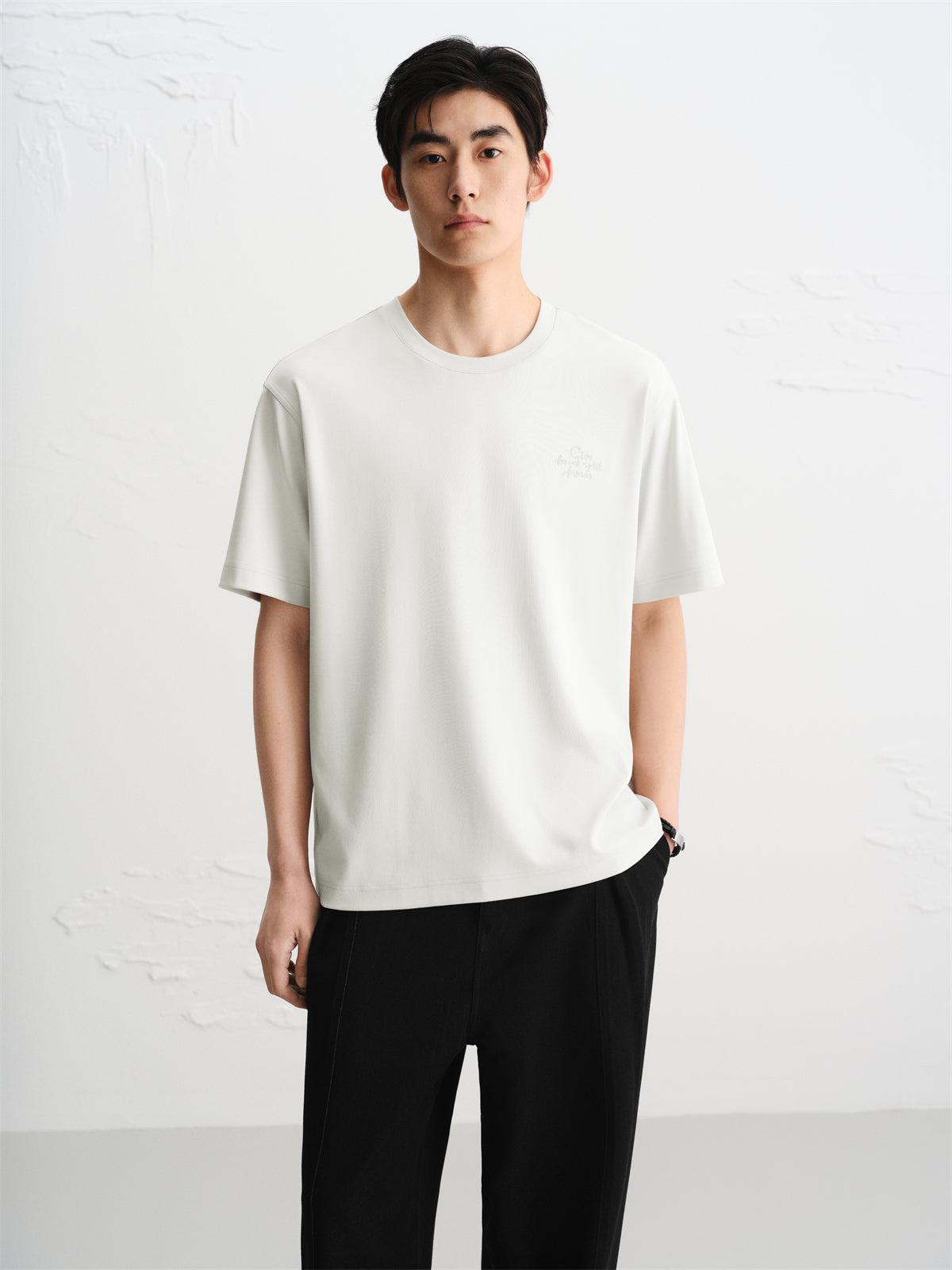 Men's Ultra-Soft Printed Embroidered T-Shirt