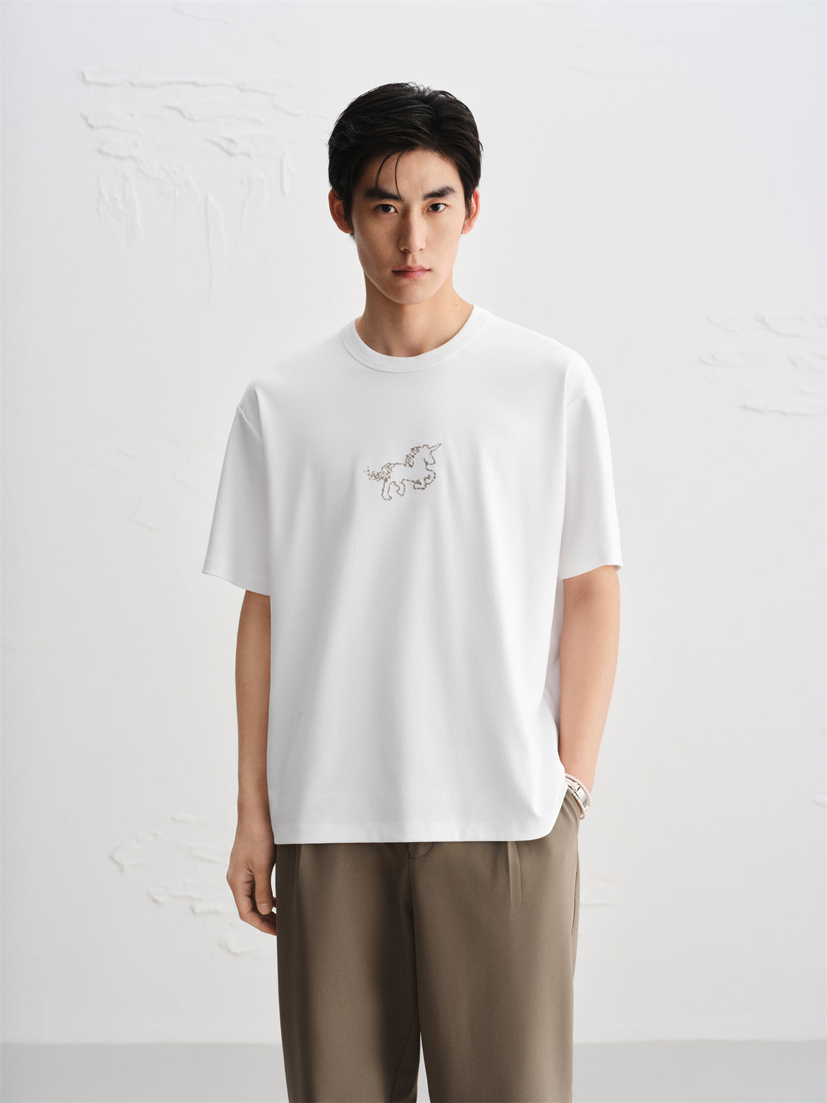Men's Stretch T-Shirt with Unicorn Embroidery