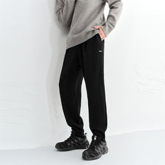 Men's Textured Tapered Jogger Pants