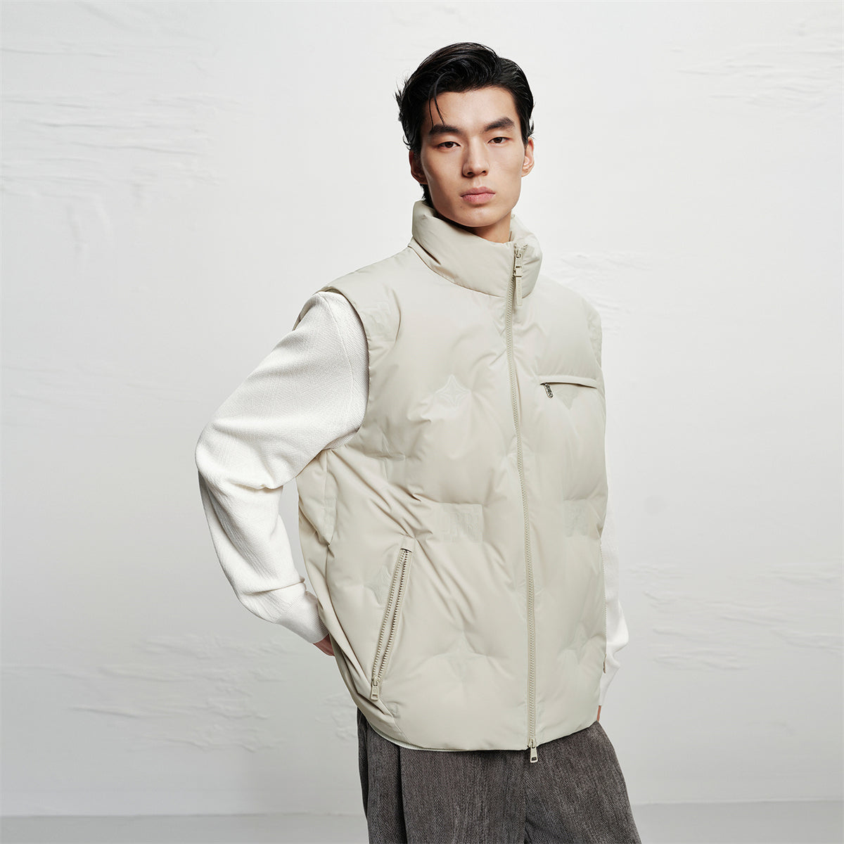 Men's Embossed Down Vest