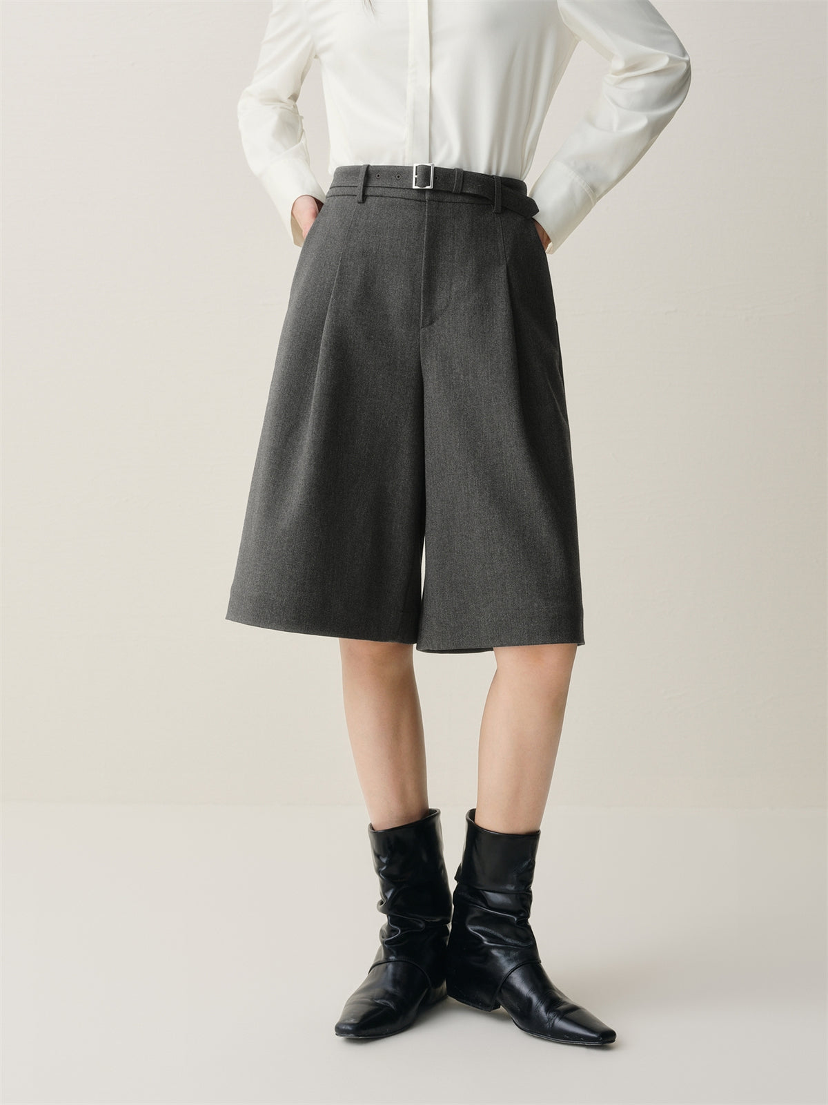 Women's Gray Wide-Leg Tailored Shorts