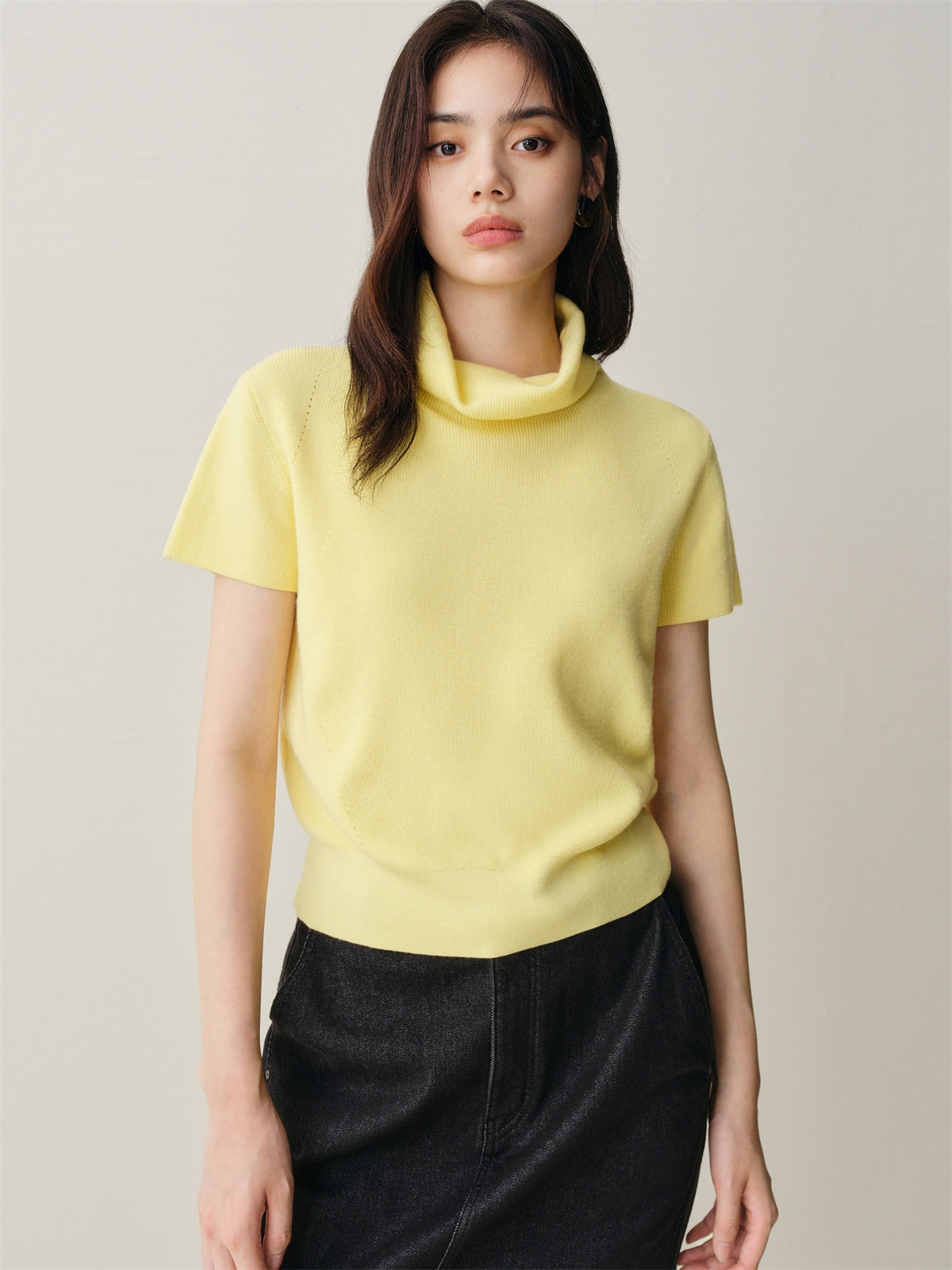 Women's Wool-Blend Drape-Neck Short-Sleeve Knit Top