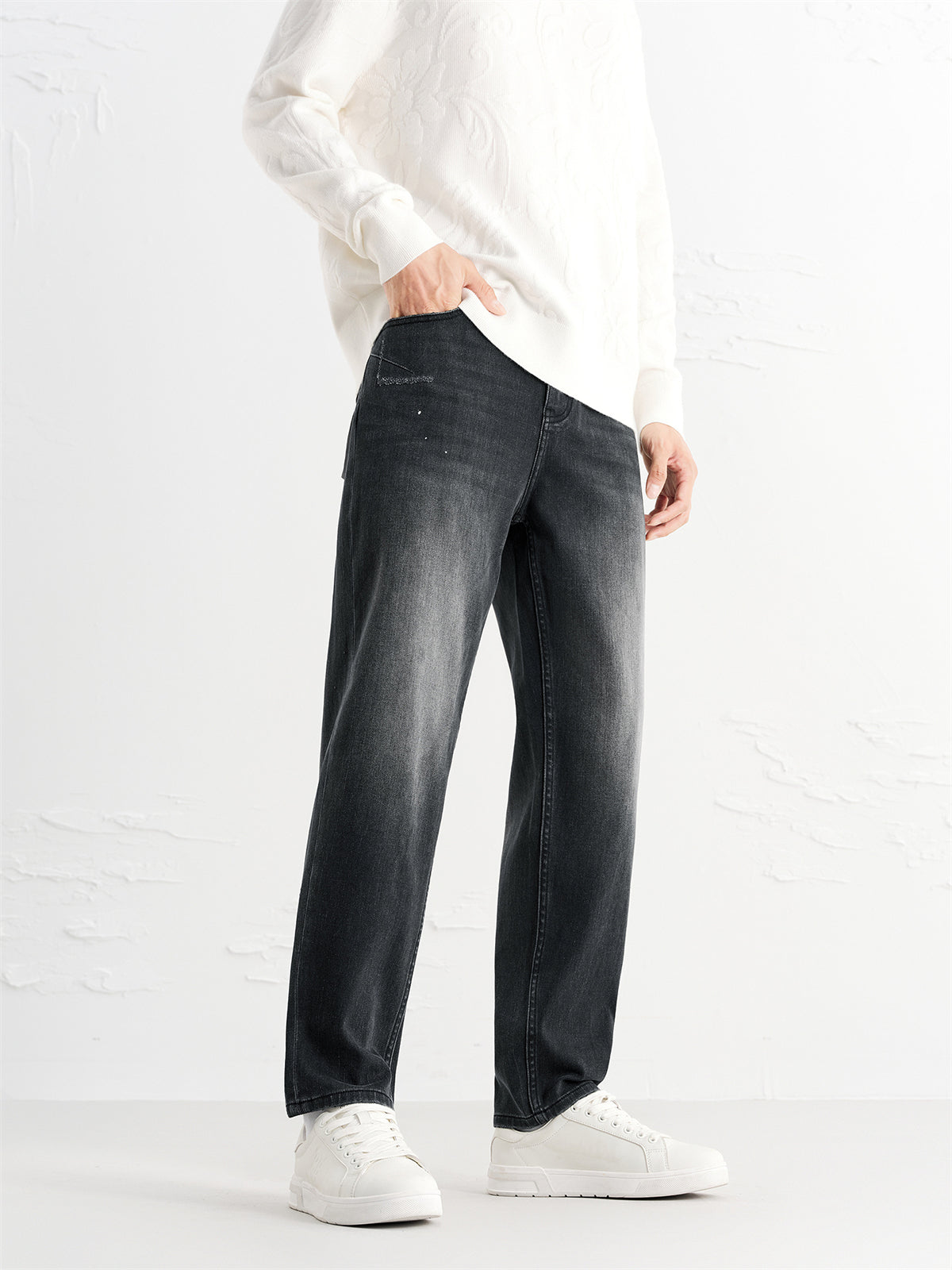 Men's Vintage Gradient Wash Tapered Jeans