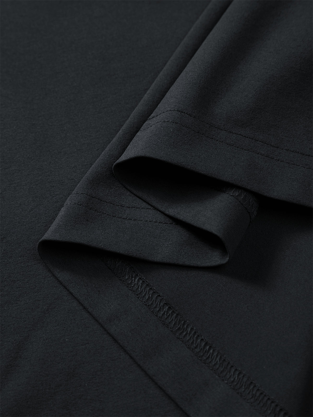 Men's Solid T-Shirt with Embroidered Pocket