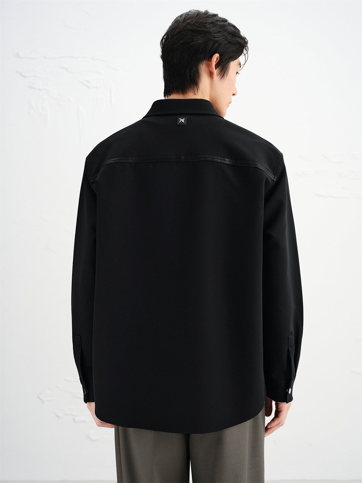 Men's Utility Long-Sleeve Shirt with Patch Pockets