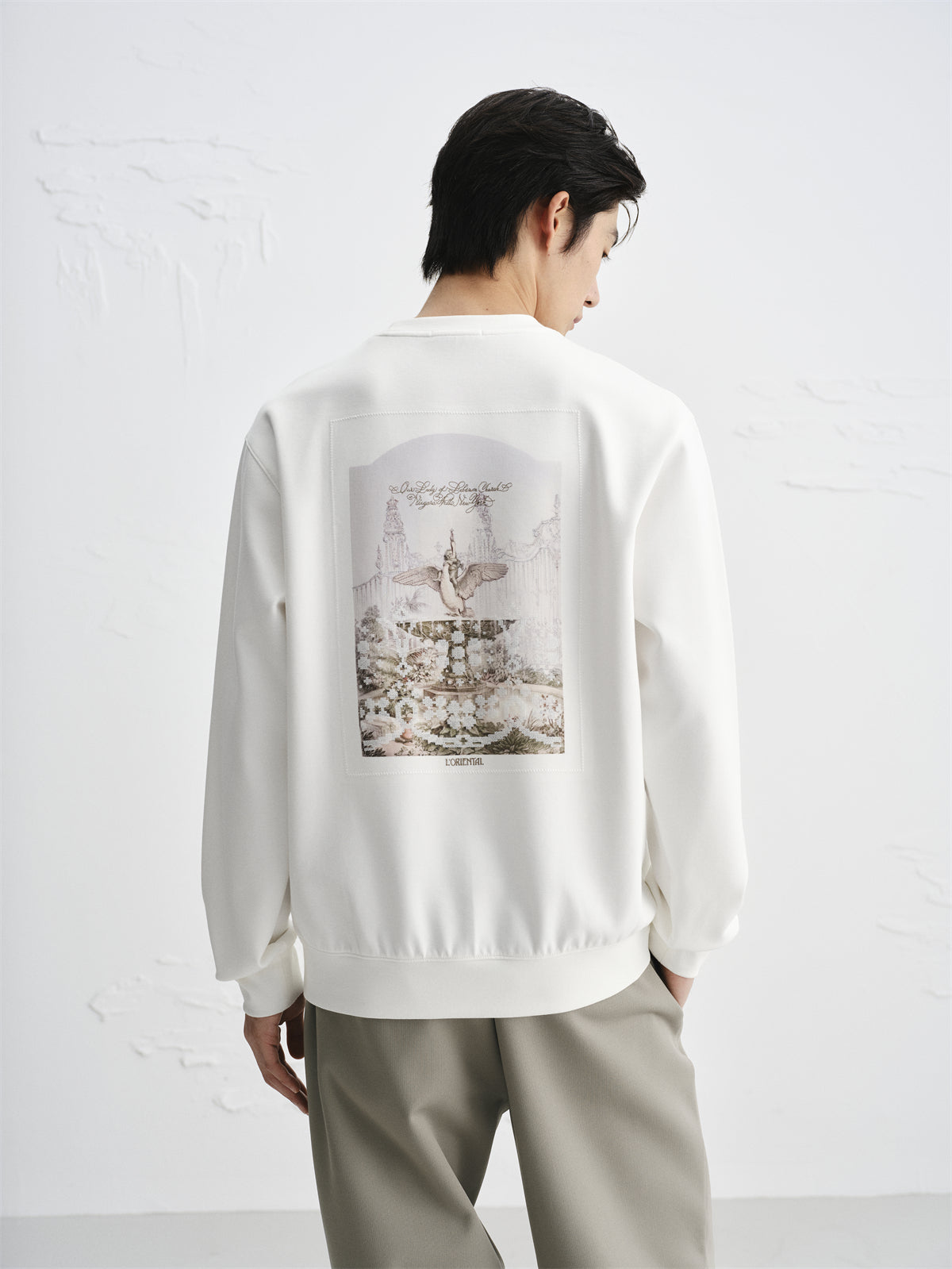 Men's Printed and Embroidered Stretch Sweatshirt