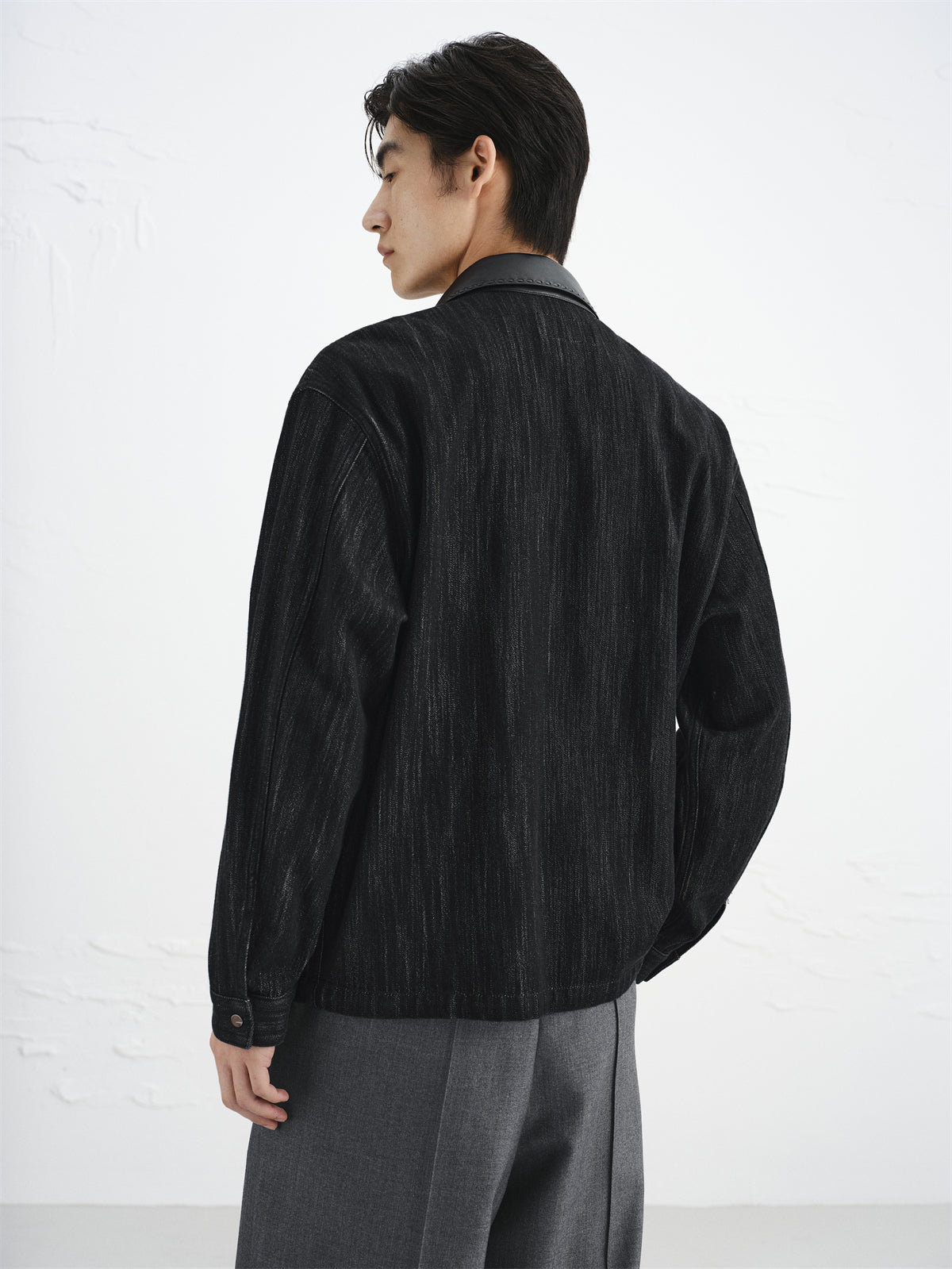 Men's Barn-Inspired Denim Jacket with PU Collar