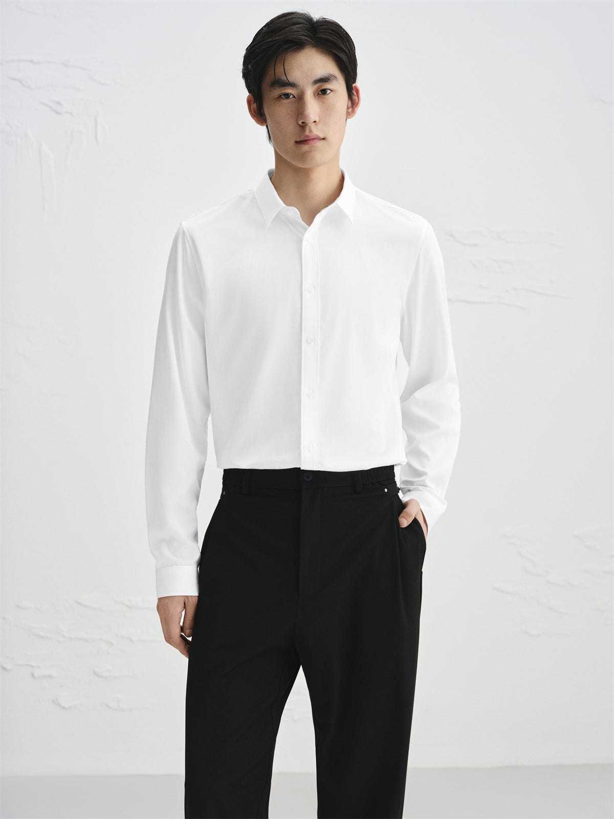 Men's Slim-Fit White Long-Sleeve Shirt