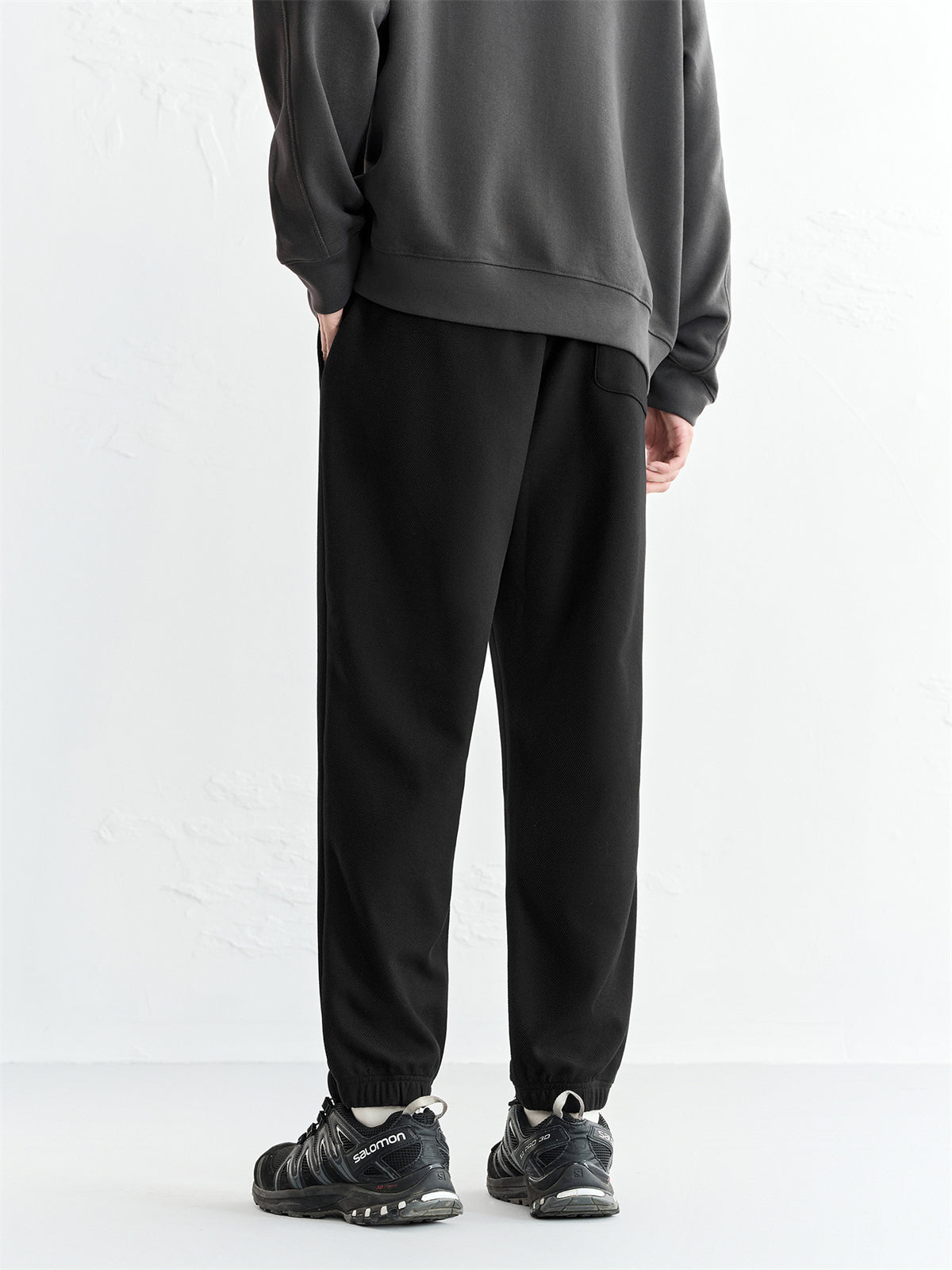 Men's Solid Tapered Jogger Pants