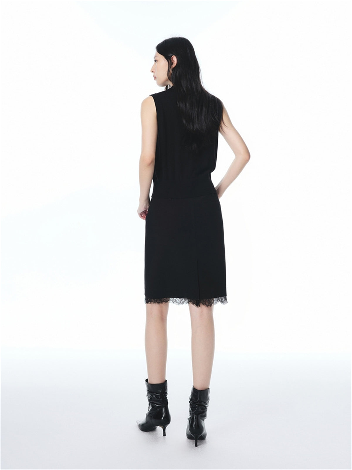 Women's Wool Blend Collared Knit Vest