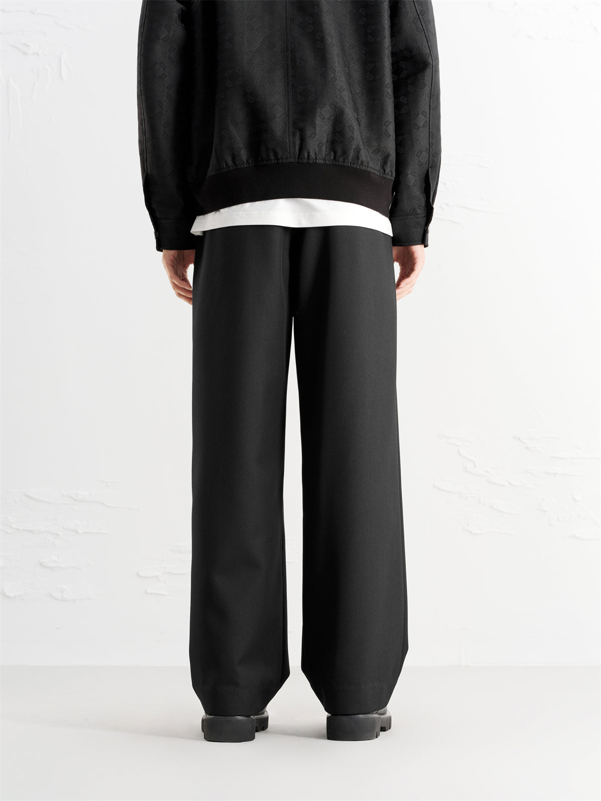 Men's Straight-Leg Textured Suit Pants