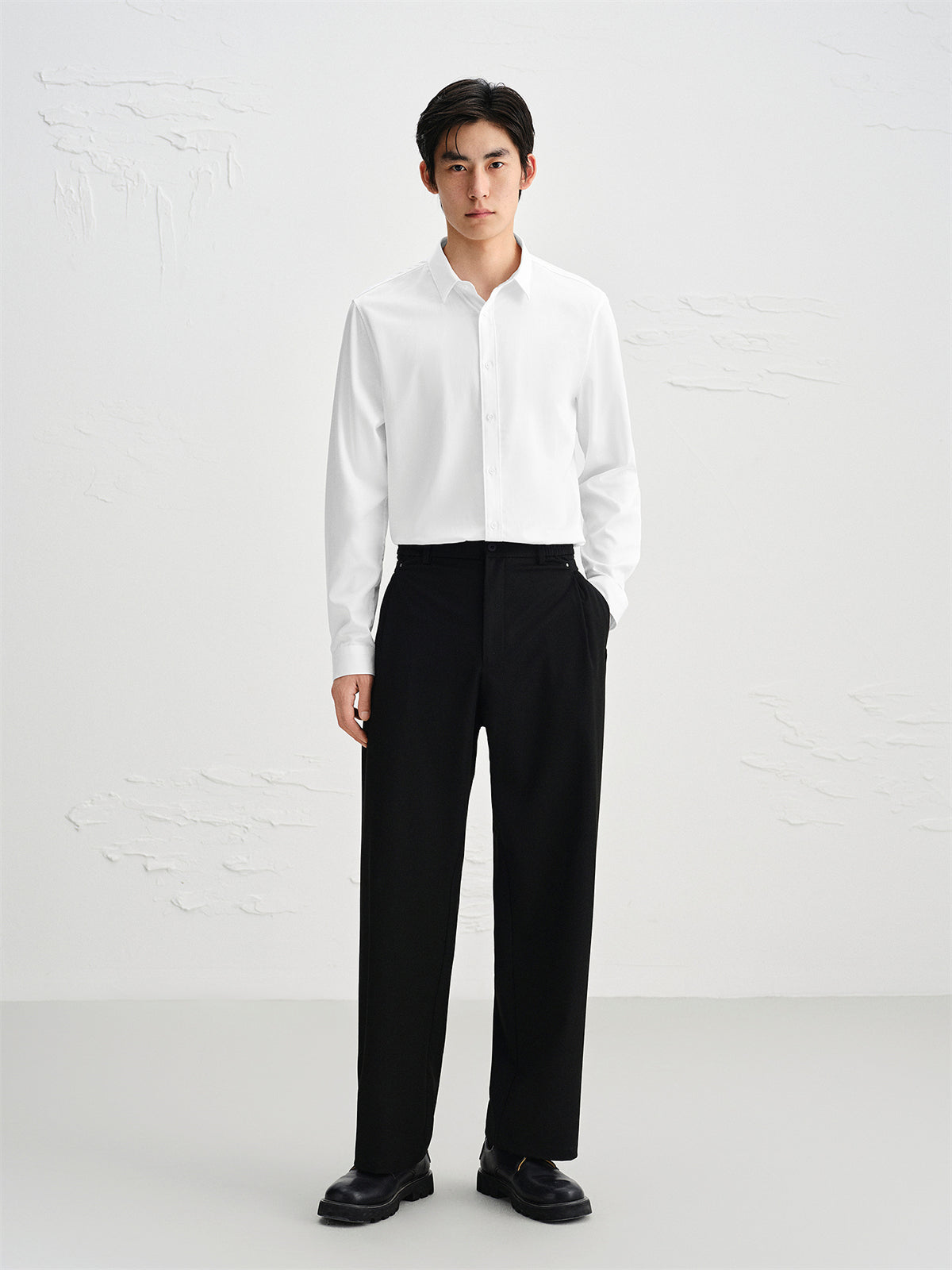 Men's Slim-Fit White Long-Sleeve Shirt