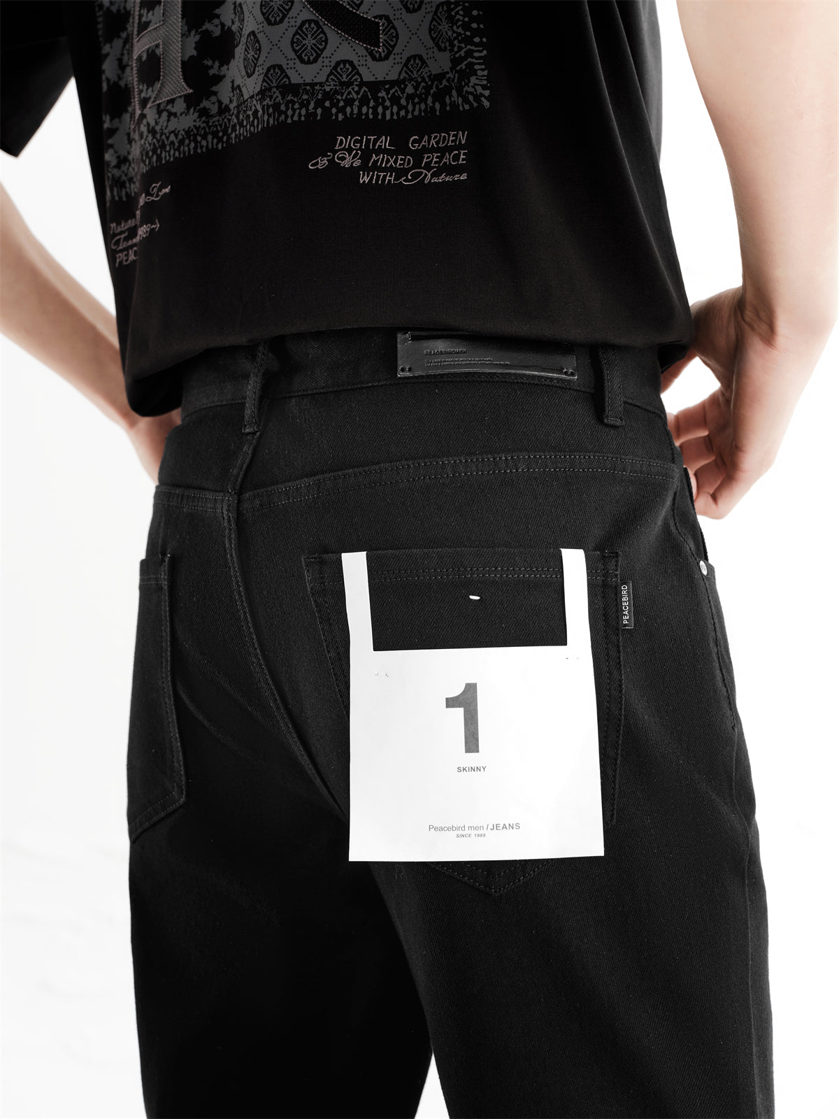 Men's Skinny Jeans with Jacquard Pocket Detail